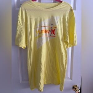 🩵 Hurley Yellow Graphic Tee Size L | Everyday Washed Cotton Bundle 3 for $20